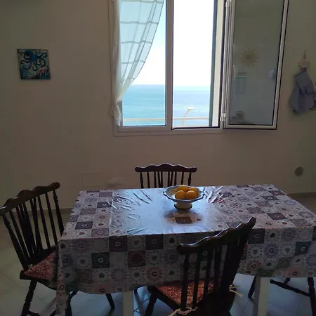 Daire Le Finestre Sul Mare *
